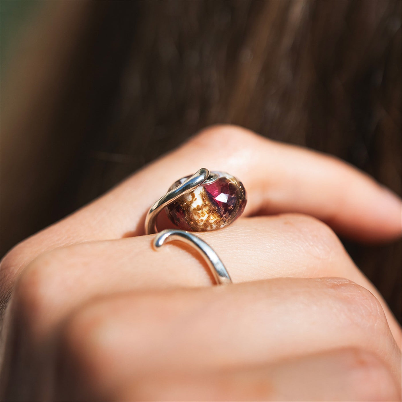 ポメグラネイト・ビーズ