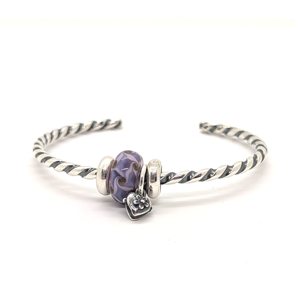 トロールビーズ ツィステッドシルバーバングル ジャニュアリー